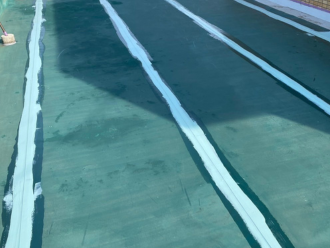 補修された下地